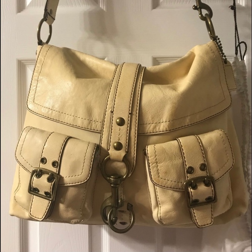 Coach  Brooklyn XL Shouder Bag, Ivory.